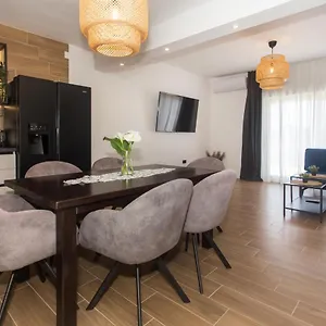 Angolo Apartman